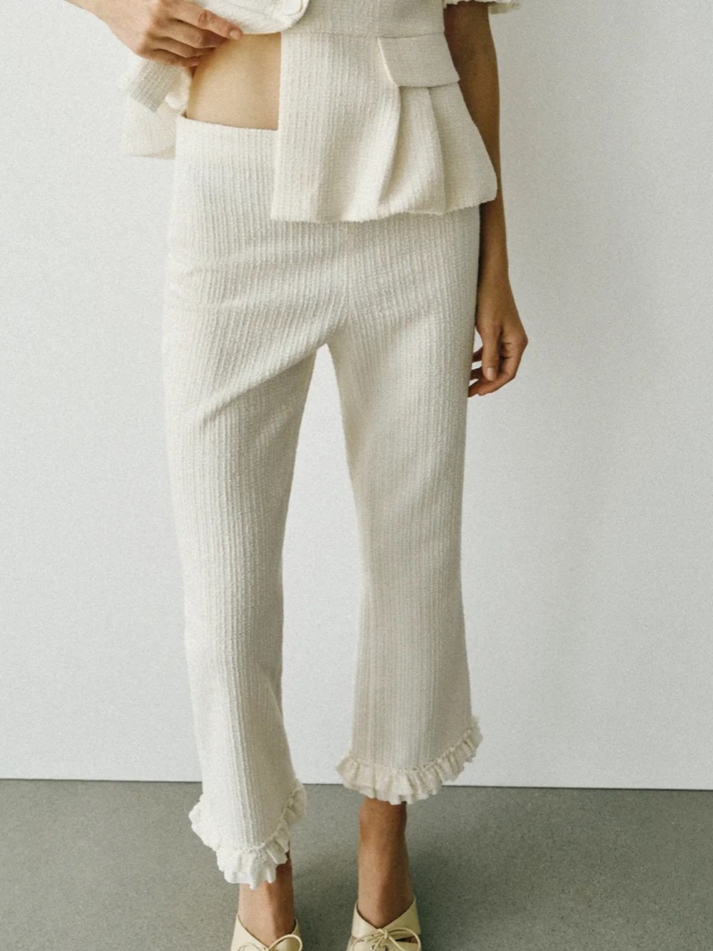 Zara White Ruffle Pants - Picture 3 of 9